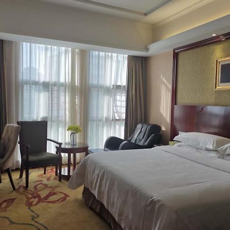 Vienna Hotel Chaozhou Plaza Eksteriør bilde